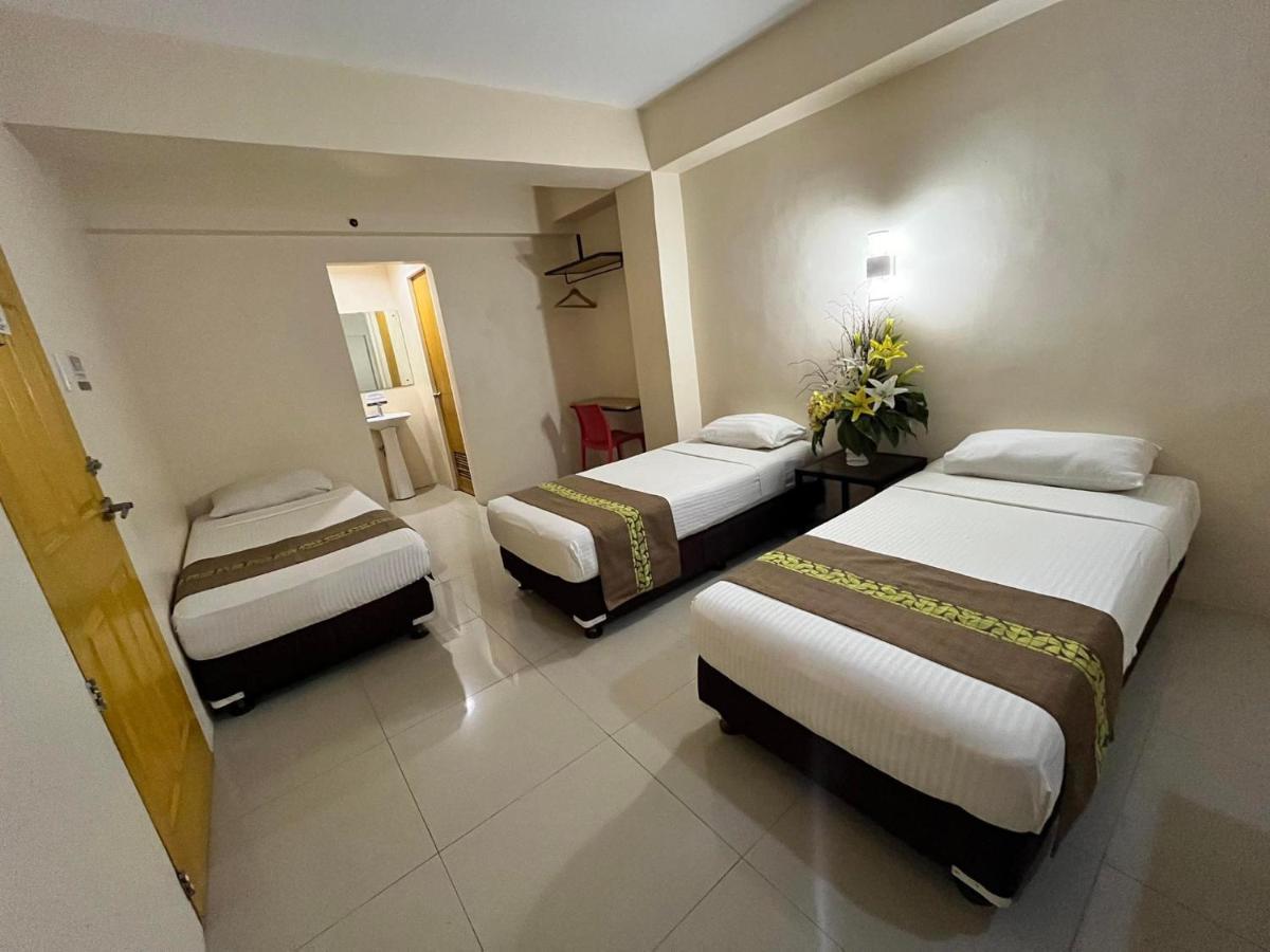 Eon Centennial Express Hotel Iloilo City Exterior photo